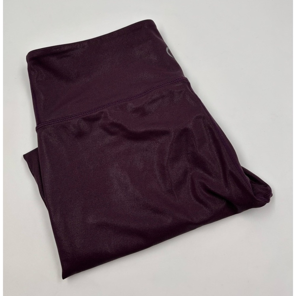 Zyia Active Women's 8-10 Purple Shimmer Polyester Cropped Leggings
